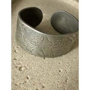 Vintage Salisbury Pewter Cuff Bracelet January Florals Etched Chunky Wide USA‎